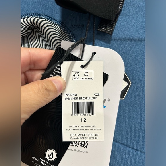 Volcom Boys Size 12 Modulator Wetsuit 2 mm Chest Zip Short Sleeve Blue NWT - Picture 7 of 7